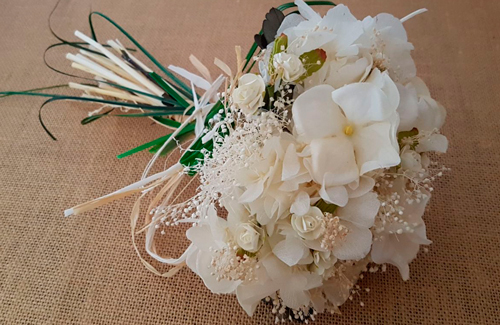 Ramo novia hortensias preservadas blanco | Flores en el Pelo